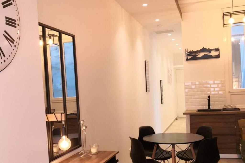 60M² Avec Vue Sur Le Vieux Port... Lägenhet Marseille Exteriör bild