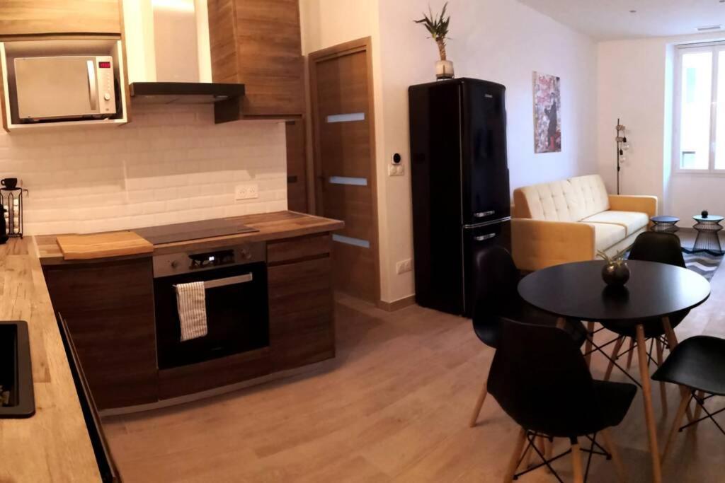 60M² Avec Vue Sur Le Vieux Port... Lägenhet Marseille Exteriör bild