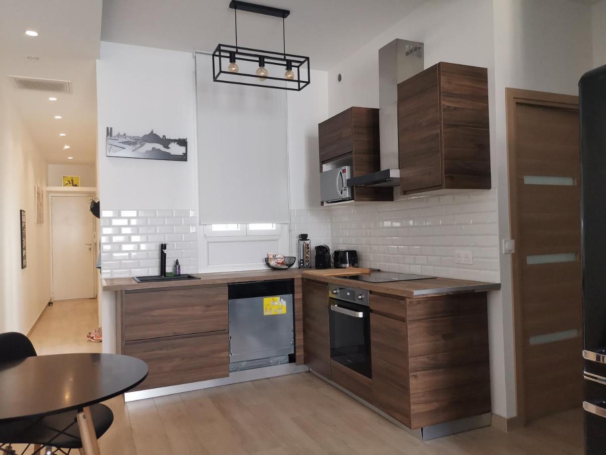 60M² Avec Vue Sur Le Vieux Port... Lägenhet Marseille Exteriör bild